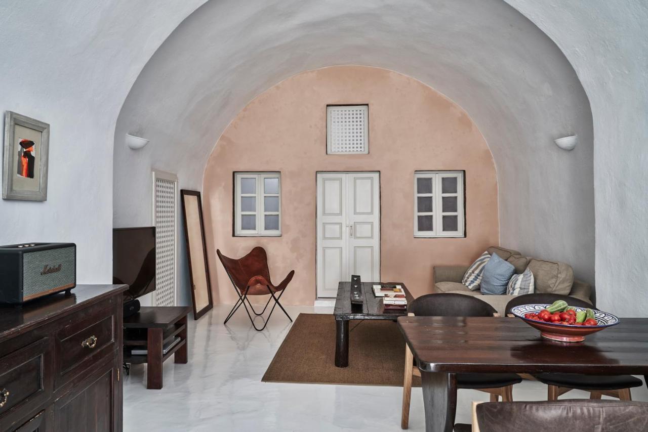 2 Bedroom Charming Villa With Outdoors Jacuzzi Megalochori  Eksteriør bilde